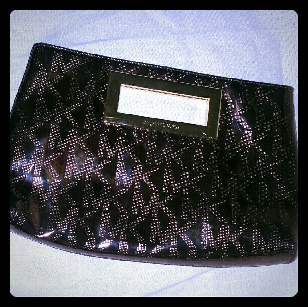 Michael kors Berkley Signature Clutch